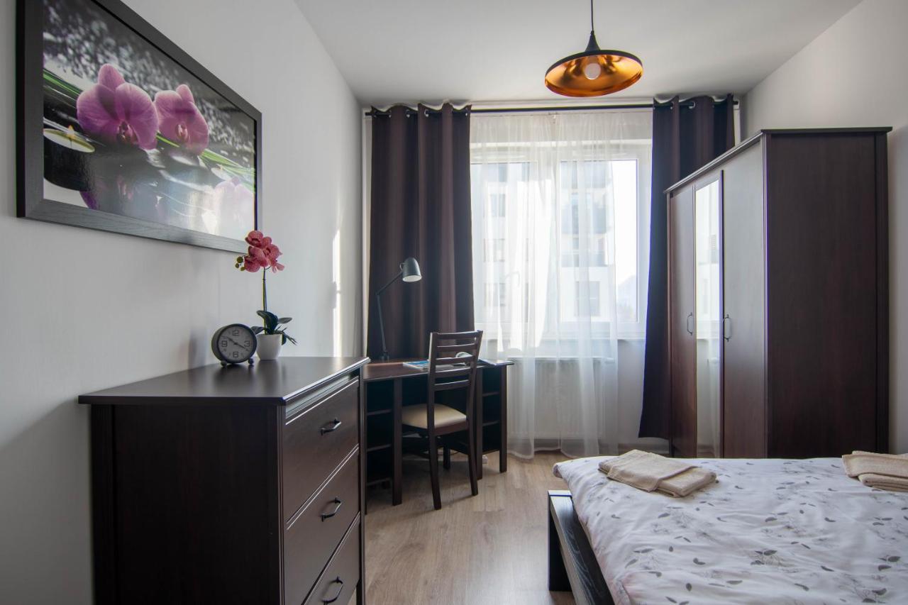 Apartament Loftowy Wypoczynek Goldair Appartement Poznań Buitenkant foto